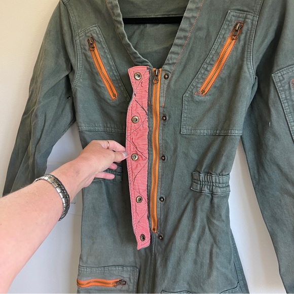 Chunky Zipper Jumpsuit - Picture 5 of 8